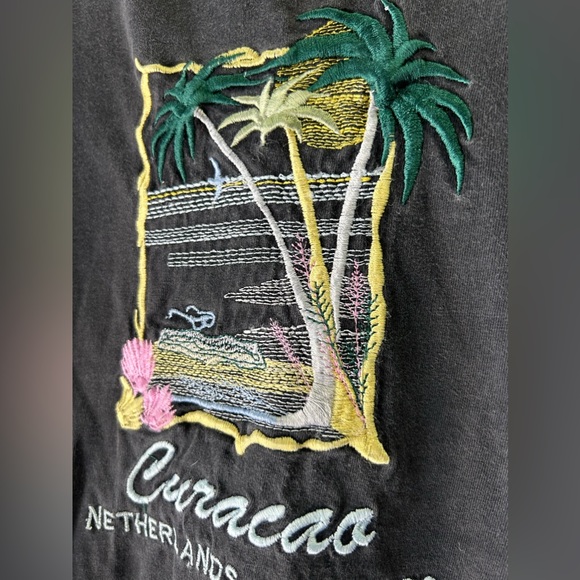 Vintage Embroidered Curaçao Tee - Picture 5 of 5